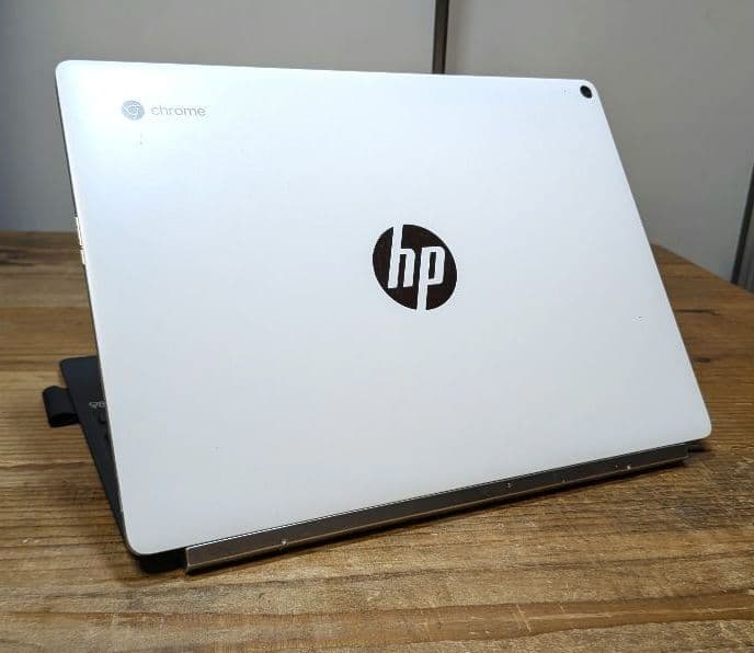 高性能HP Chromebook x2 12-f005TU　デタッチャブルタイプ