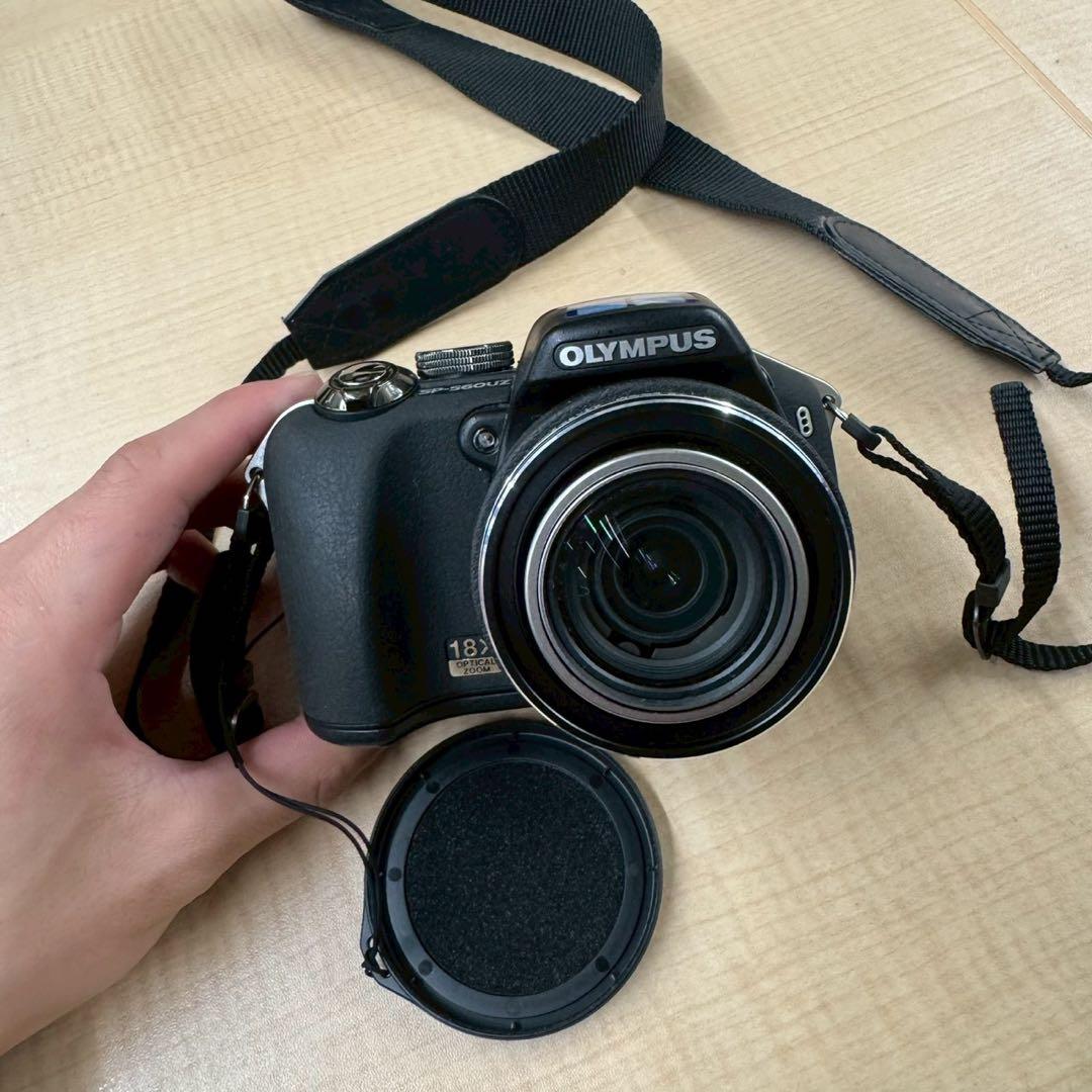 OLYMPUS デジタルカメラ 18倍ズーム