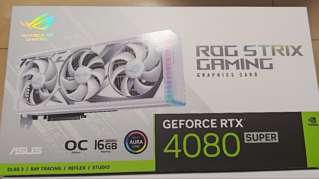 グラフィックボード・グラボ・ビデオカード ASUS ROG STRIX RTX 4080 SUPER WHITE