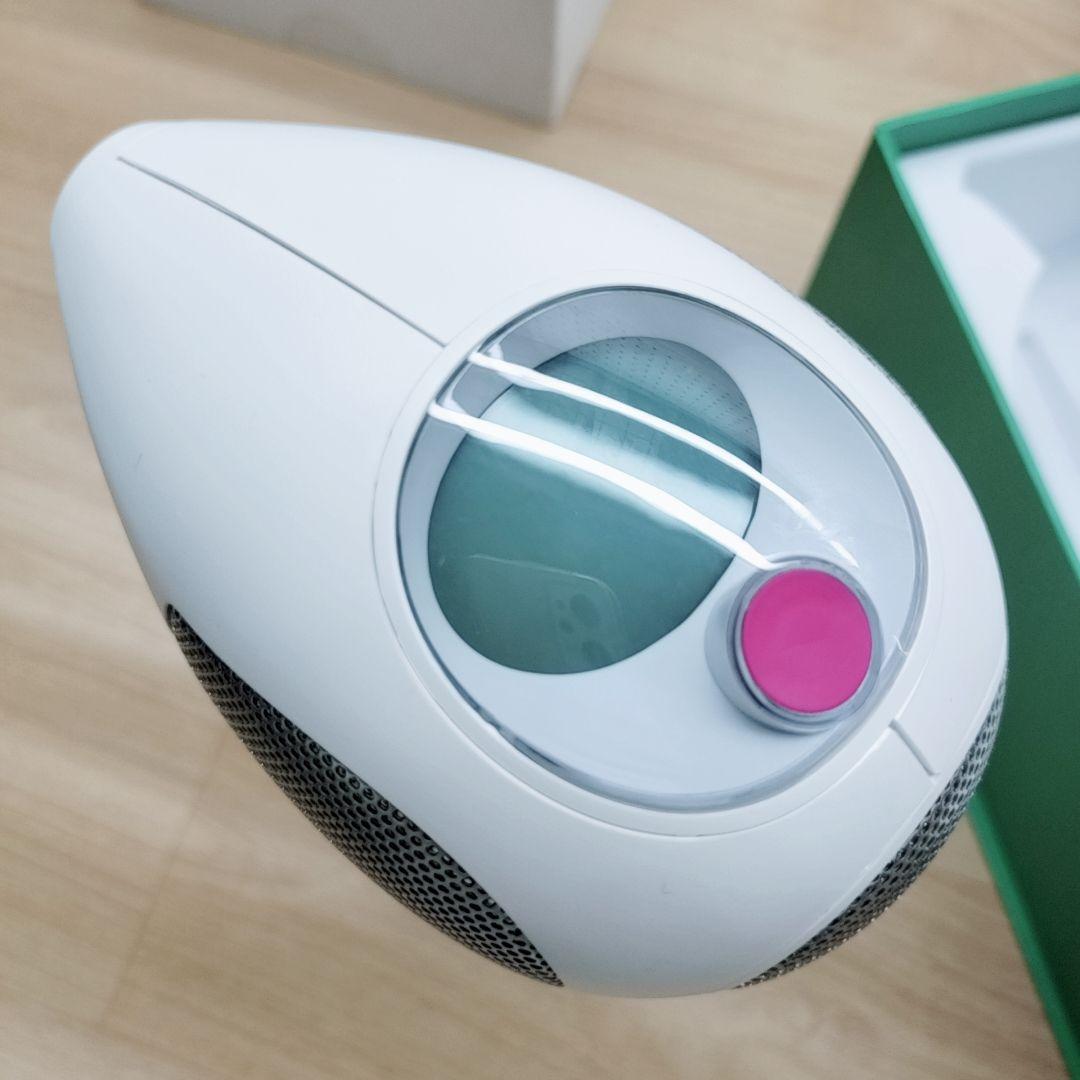 ほぼ未使用品⚡️付属品完備 トリア パーソナルレーザー 4X Tria 脱毛器