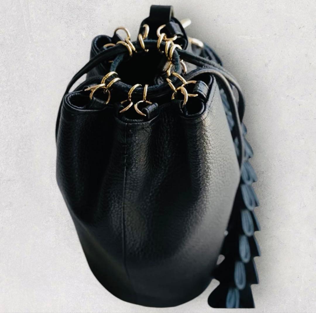 バッグ Santaku 6way grain leather shoulder bag