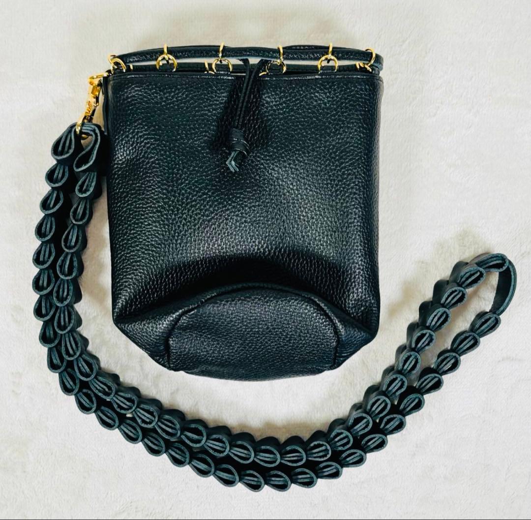 バッグ Santaku 6way grain leather shoulder bag