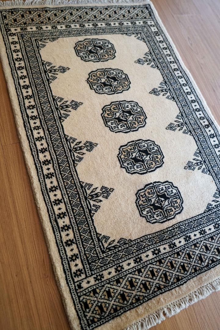 103×63cm トルクメン ボハラ手織りラグ パキスタン手織り絨毯 玄関マット