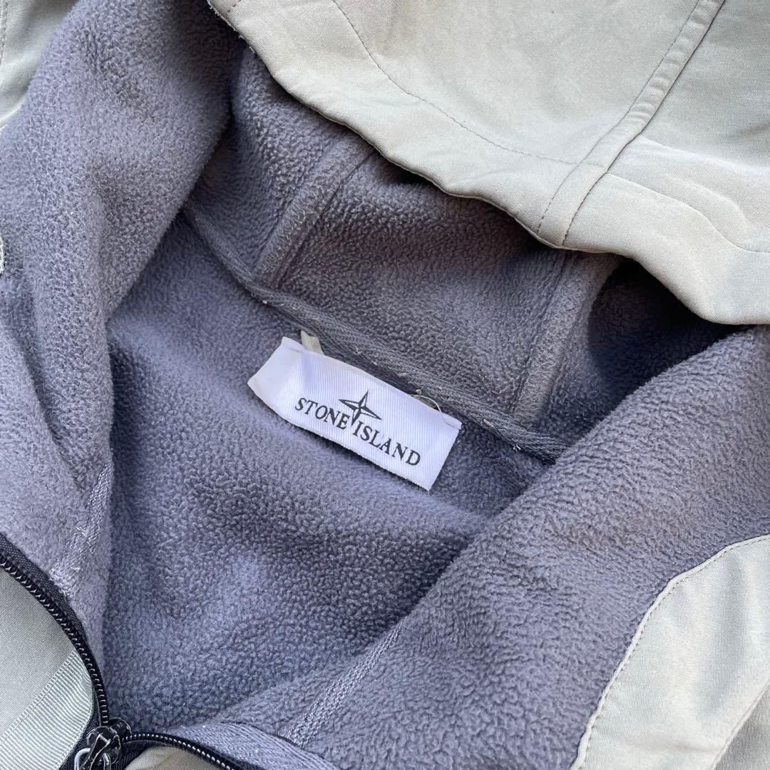 【真贋不明】Stone  ソフトシェル フードジャケット