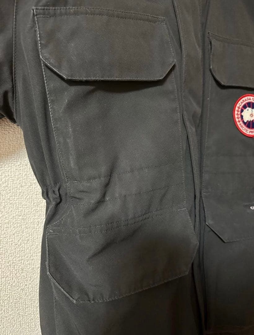 麦*茶様 る*ー様 カナダグース エクスペディション ダウンジャケット M