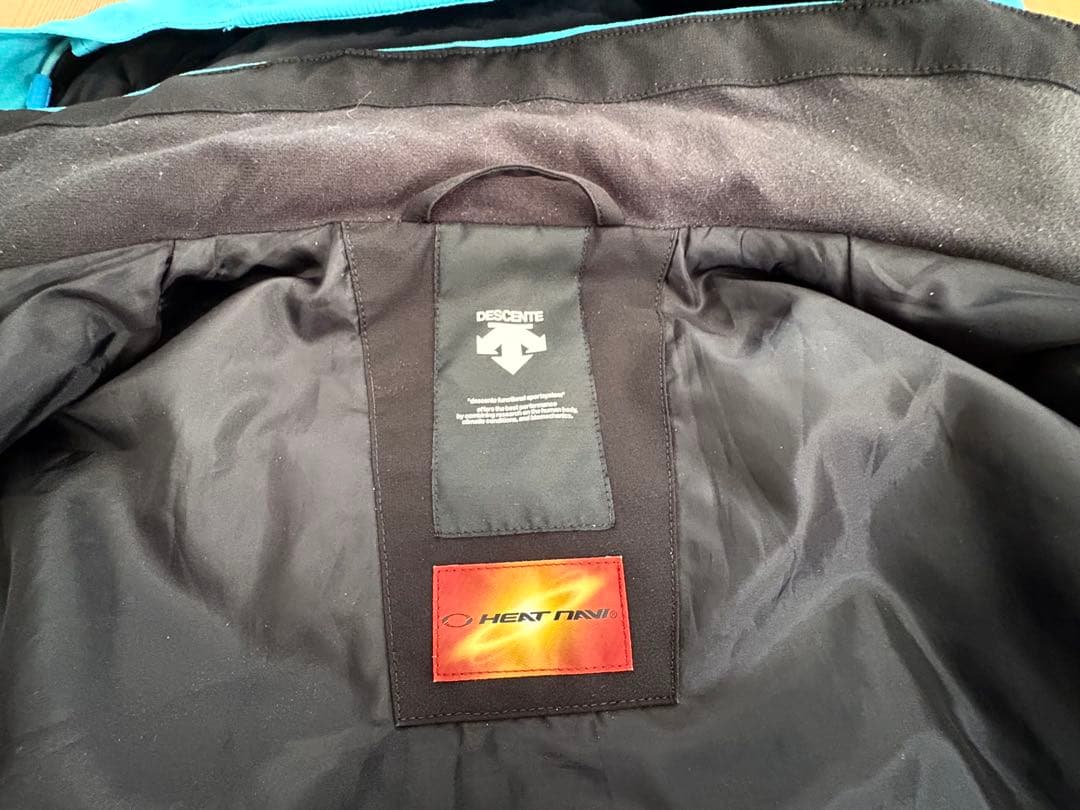 さち 様DESCENTE HEAT NANI デサント　スノーボードウェアセット