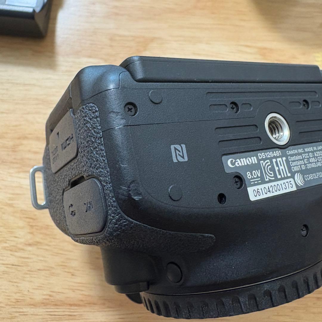 Canon EOS 8000D ダブルレンズキット