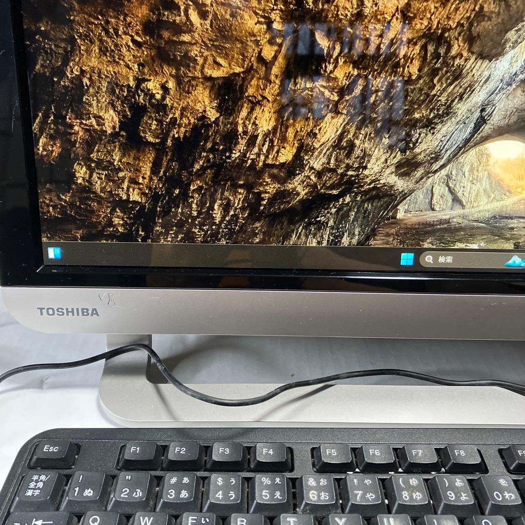 TOSHIBA REGZA PC Wi11core i7 SSD美品