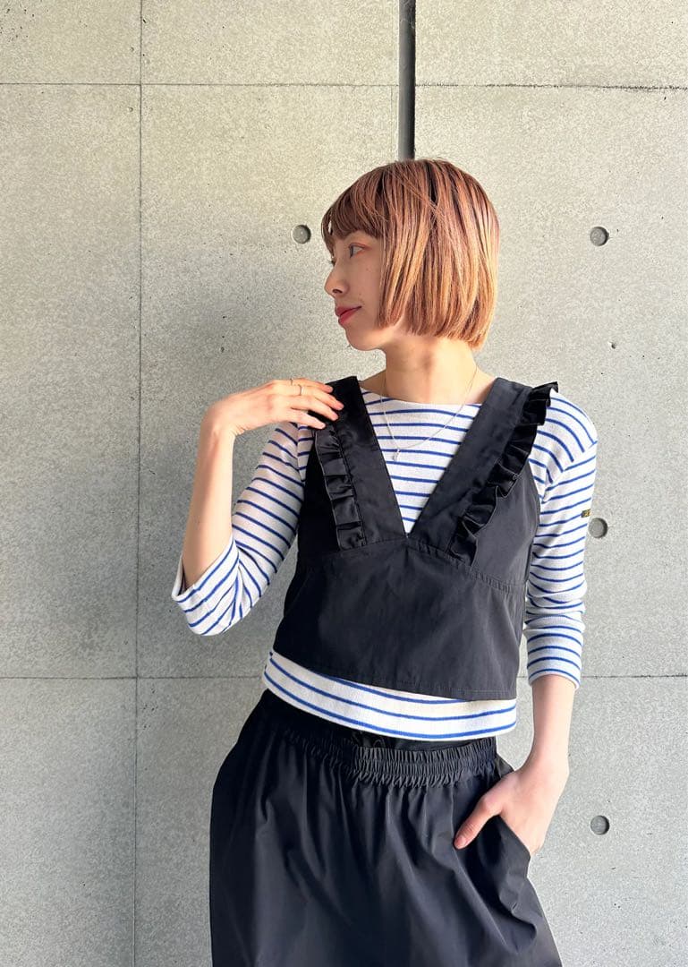 ＊くるみ＊マチュピチュ V/N フリル付き黒キャミソール