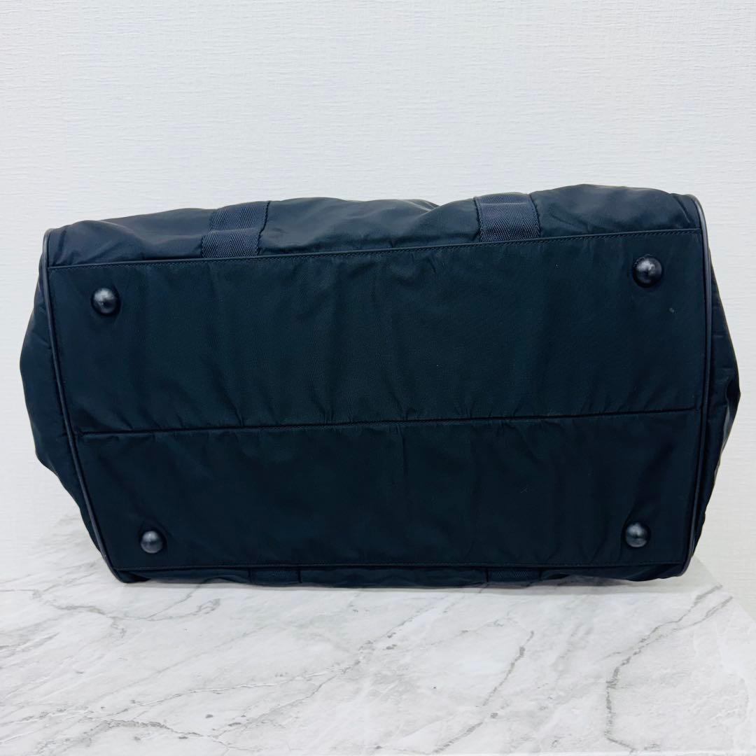 ✨PRADA✨プラダ✨ナイロン✨三角ロゴプレート✨ブラック✨ボストンバッグ✨