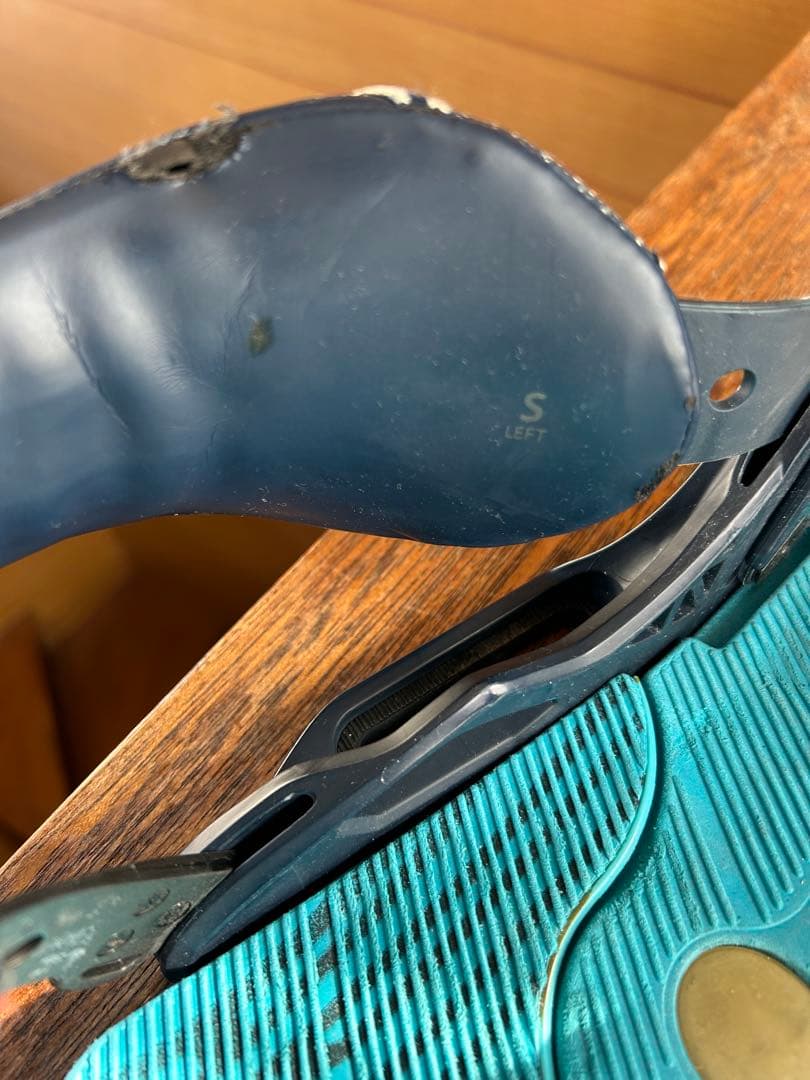 ⭐︎希少！　バートン　カーテル　EST Ｍサイズより軽いＳサイズ⭐︎