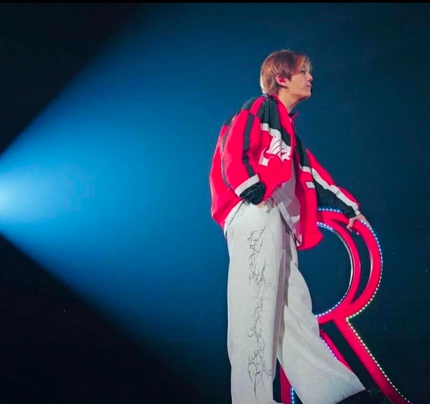 新品★Nike★ナイキ★山田涼介着用★RED★オーバーサイズ★S★パンツ★