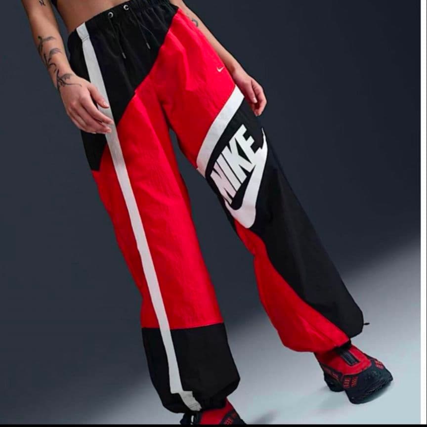 新品★Nike★ナイキ★山田涼介着用★RED★オーバーサイズ★S★パンツ★