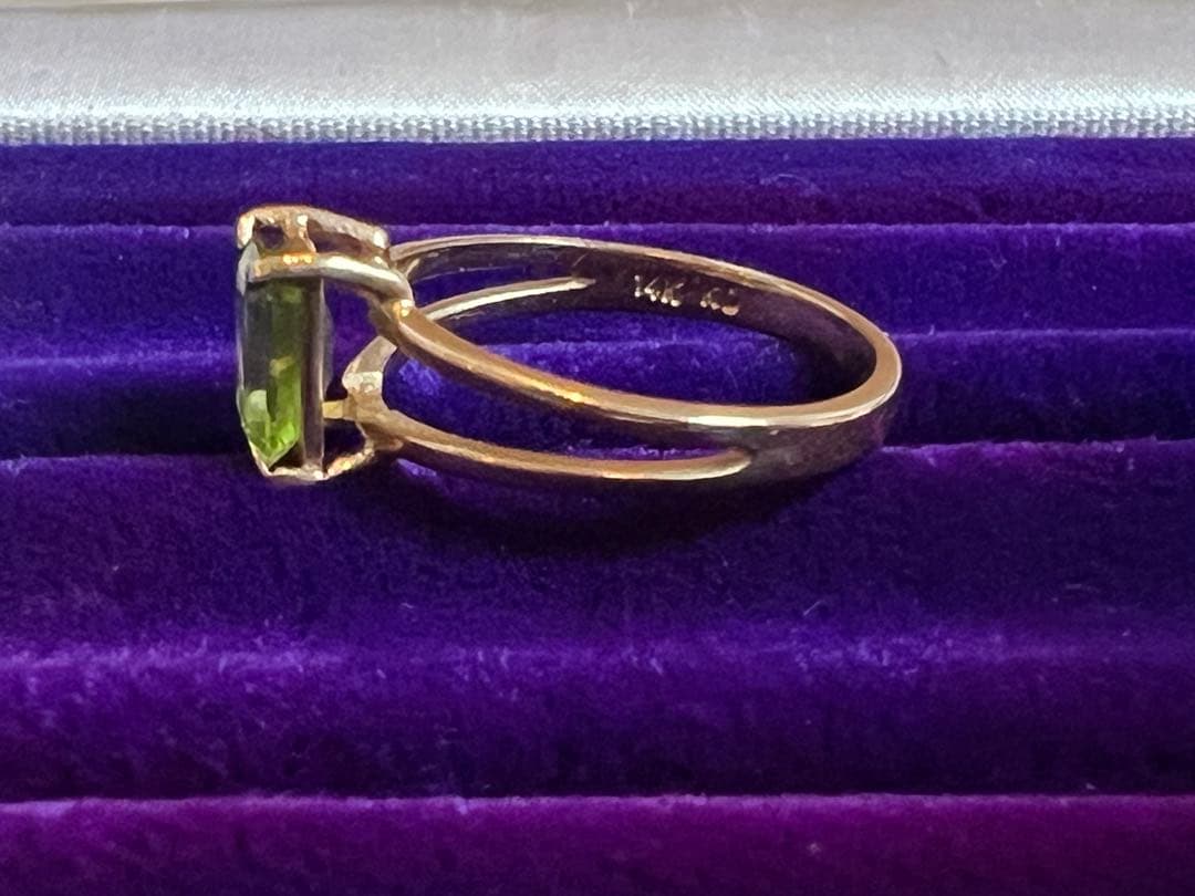 14金14K グリーン天然石 ストーン　エメラルドカット ゴールドリング指輪