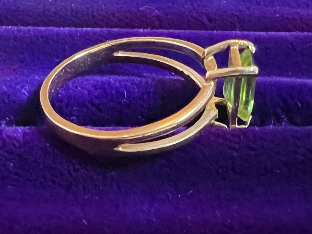 14金14K グリーン天然石 ストーン　エメラルドカット ゴールドリング指輪