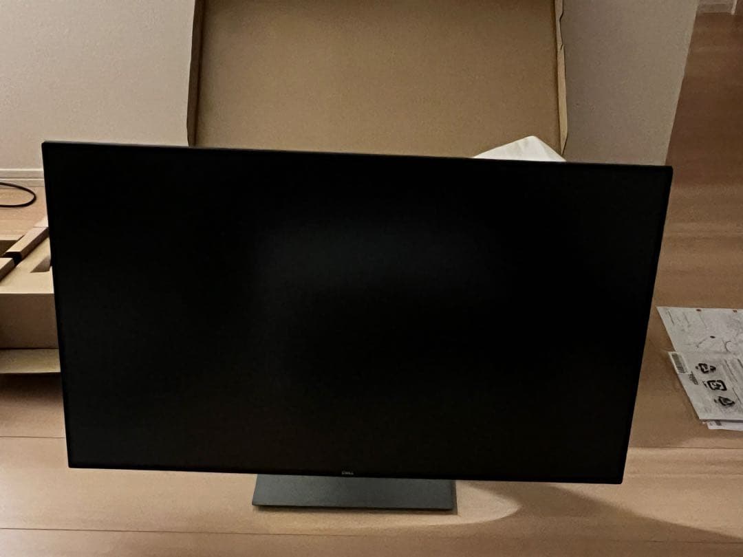 イ*ケ様 【美品】DELL U2719D 27インチ ディスプレイ本体 シルバー