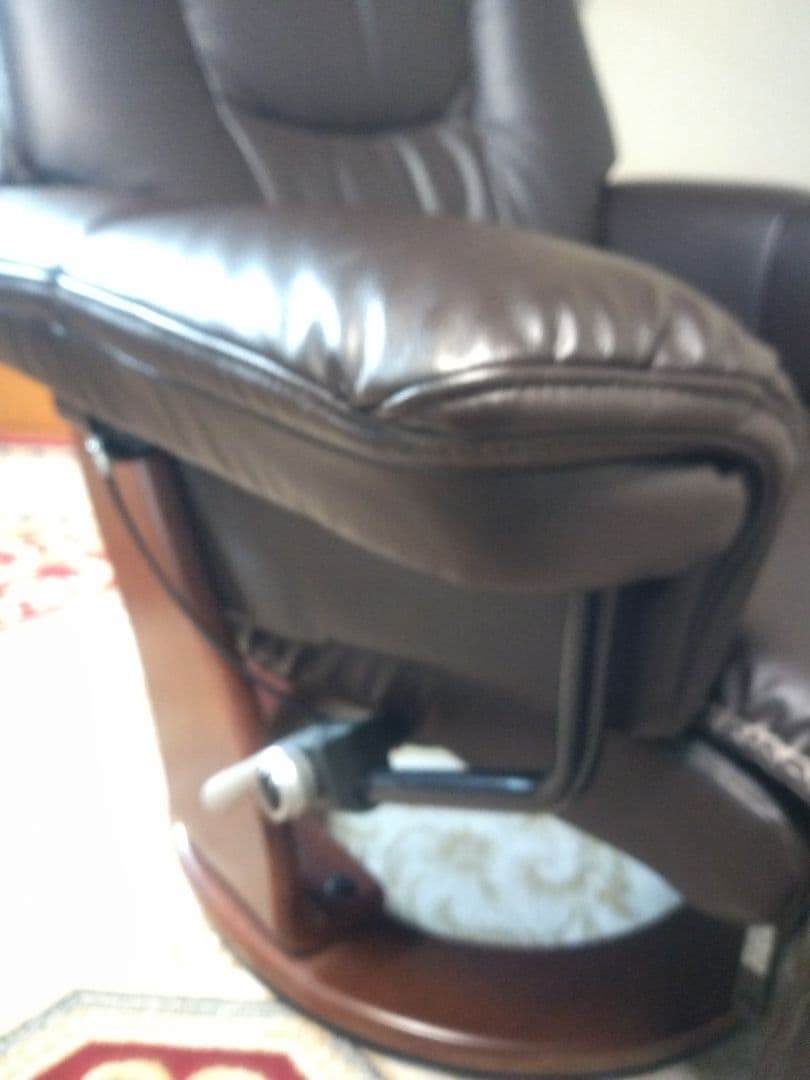 新品に近い　パーソナルチェア【ニース】ブラウン