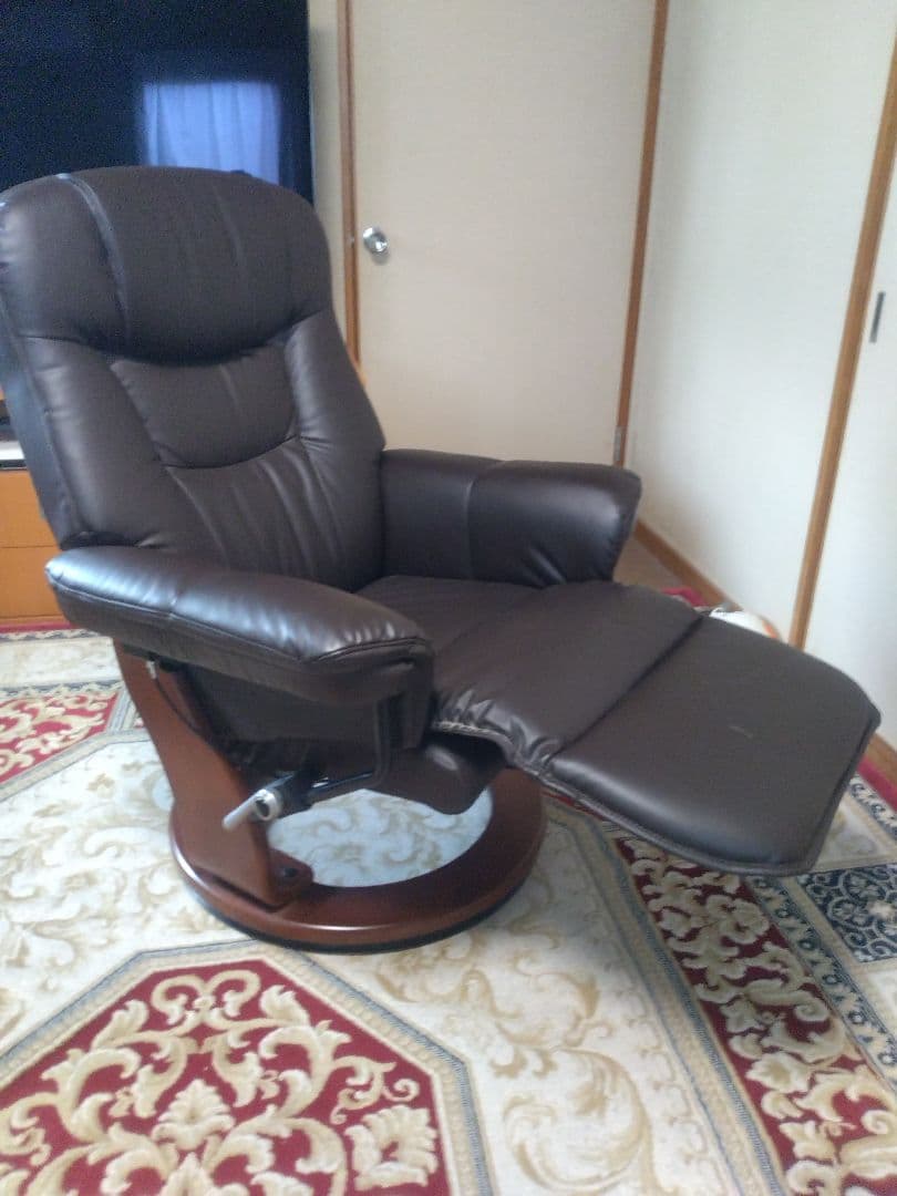 新品に近い　パーソナルチェア【ニース】ブラウン