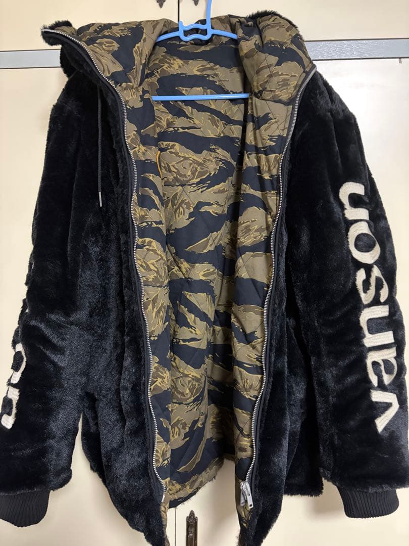 VANSON ブランドロゴ リバーシブル・ファージャケット