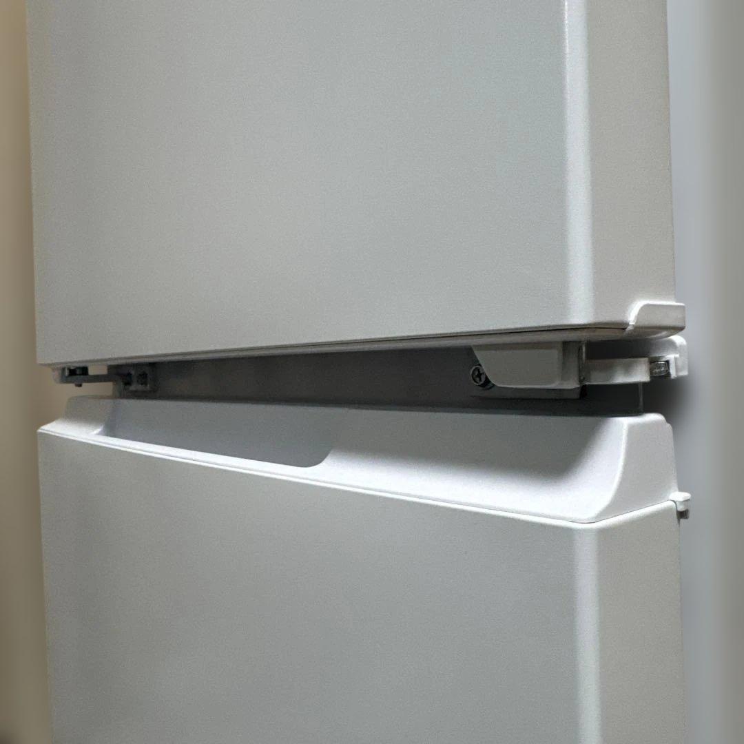 ほぼ未使用 SHARP 2023年製 冷蔵庫 179L つけかえどっちもドア