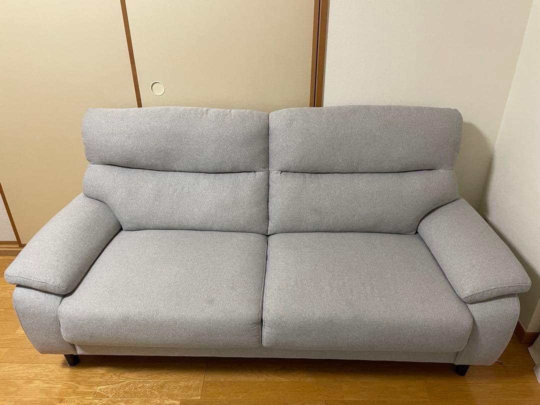 【送料込み】ニトリ3人掛けソファ