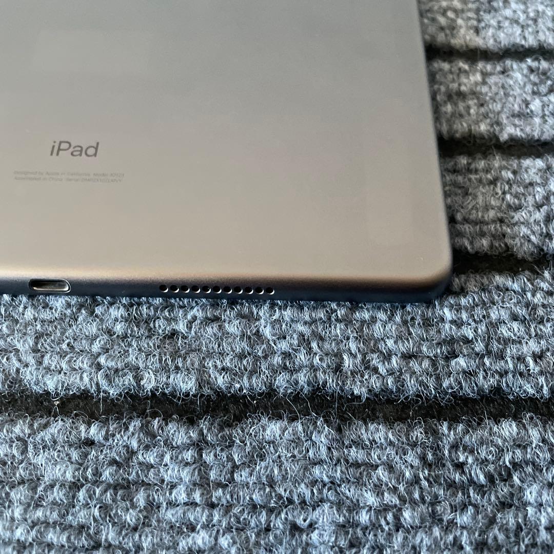 38【早い者勝ち】 iPad Air3 3世代 64GB SIMフリー