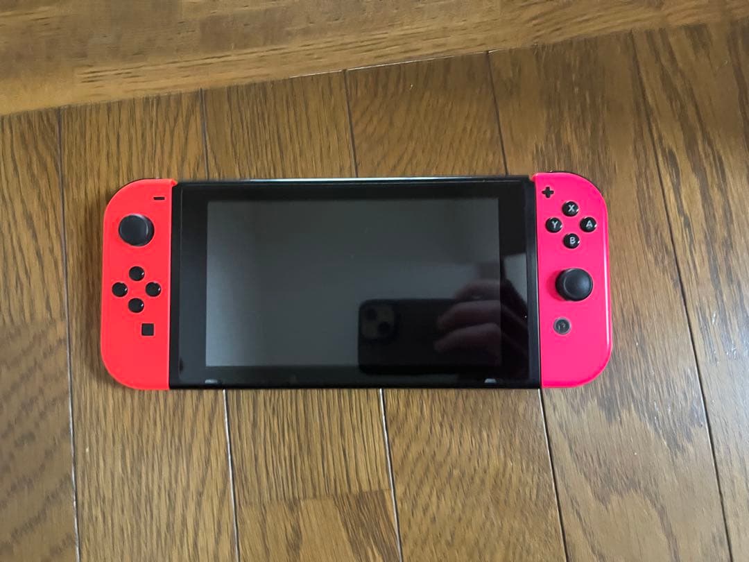 Nintendo Switch 本体のみ 赤/ピンク