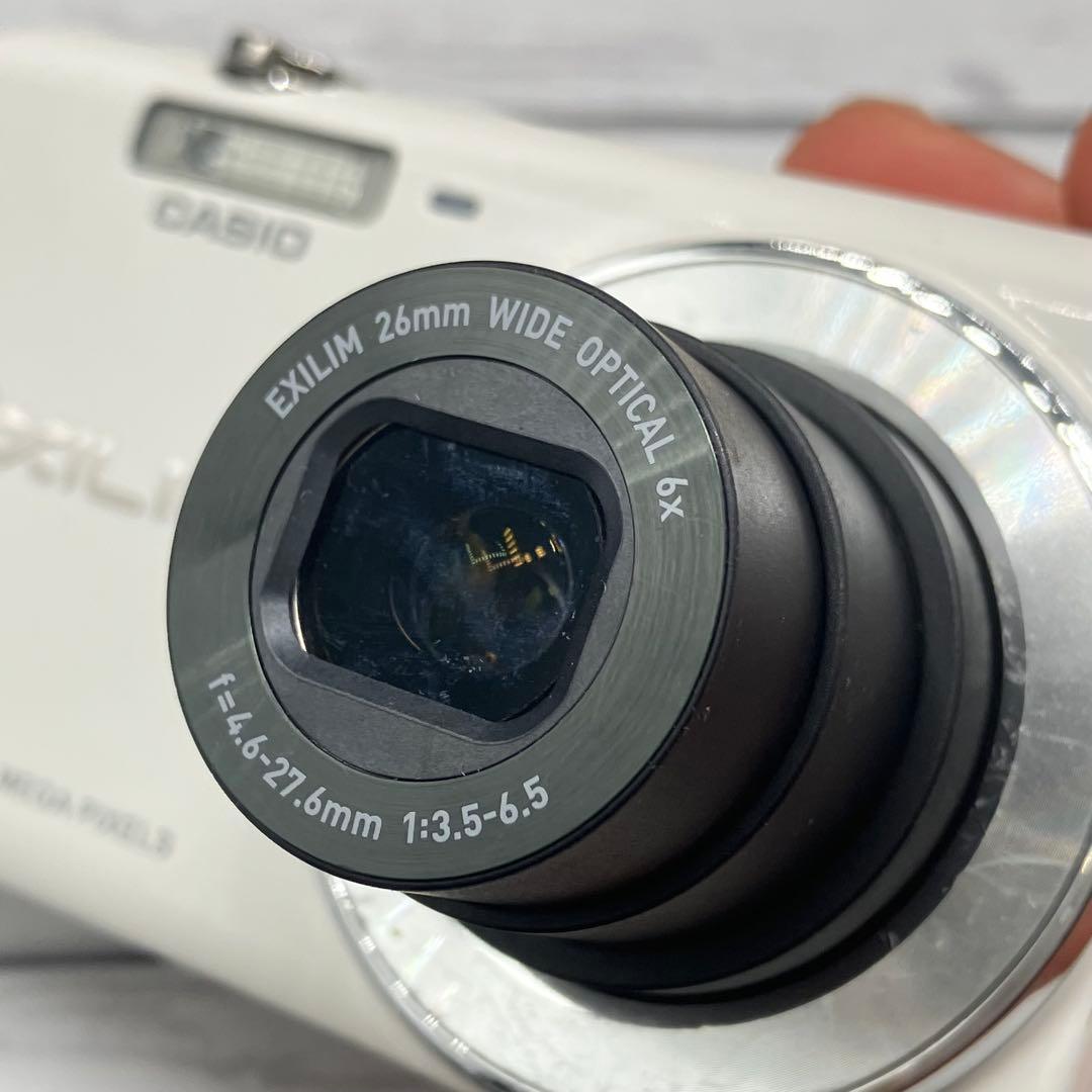 CASIO EXILIM EX-Z780 デジタルカメラ ホワイト