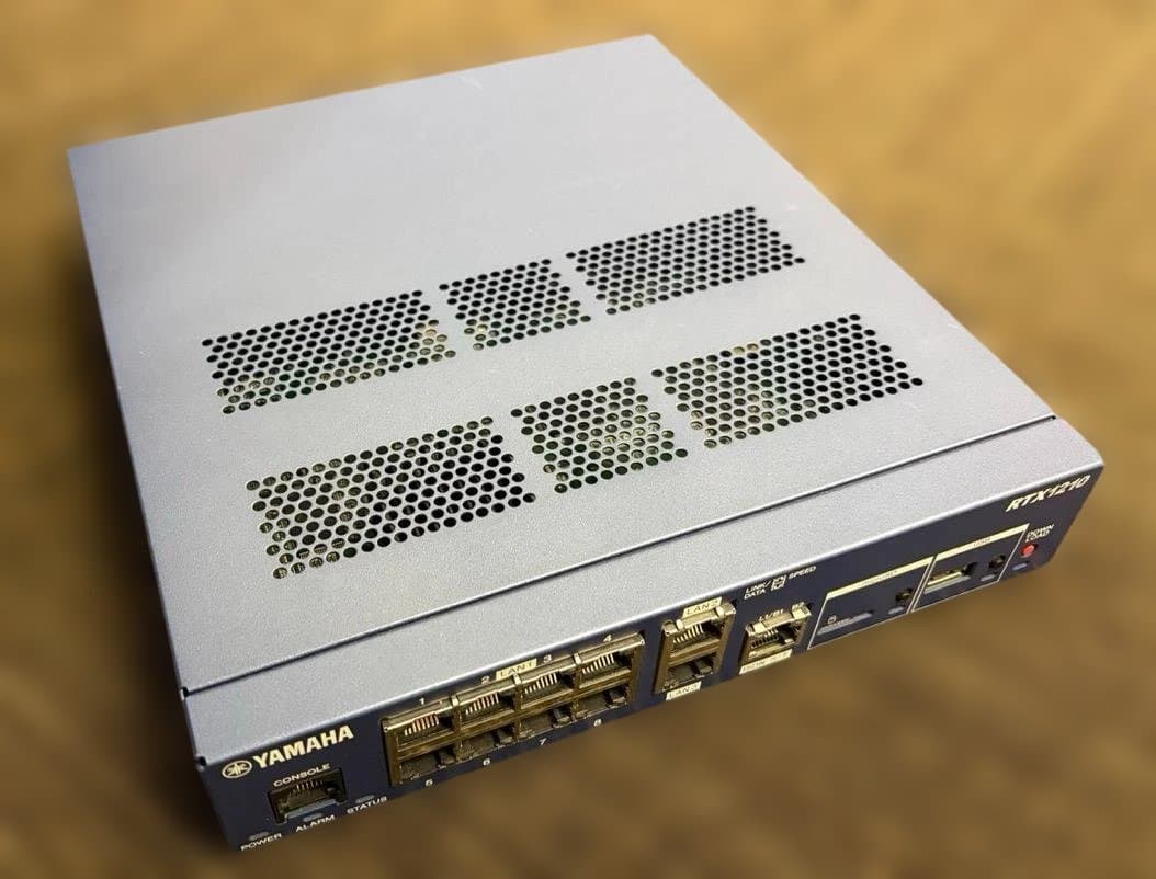 YAMAHA RTX1210 スイッチングハブ