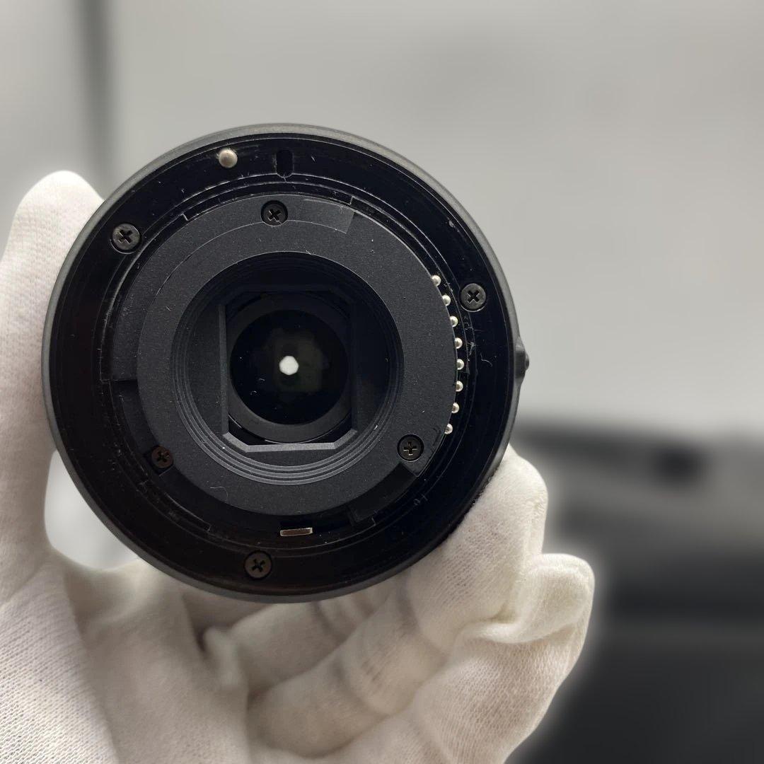 専用Nikon D5600 ダブルズームキッ18-55 VR＋70-300 VR