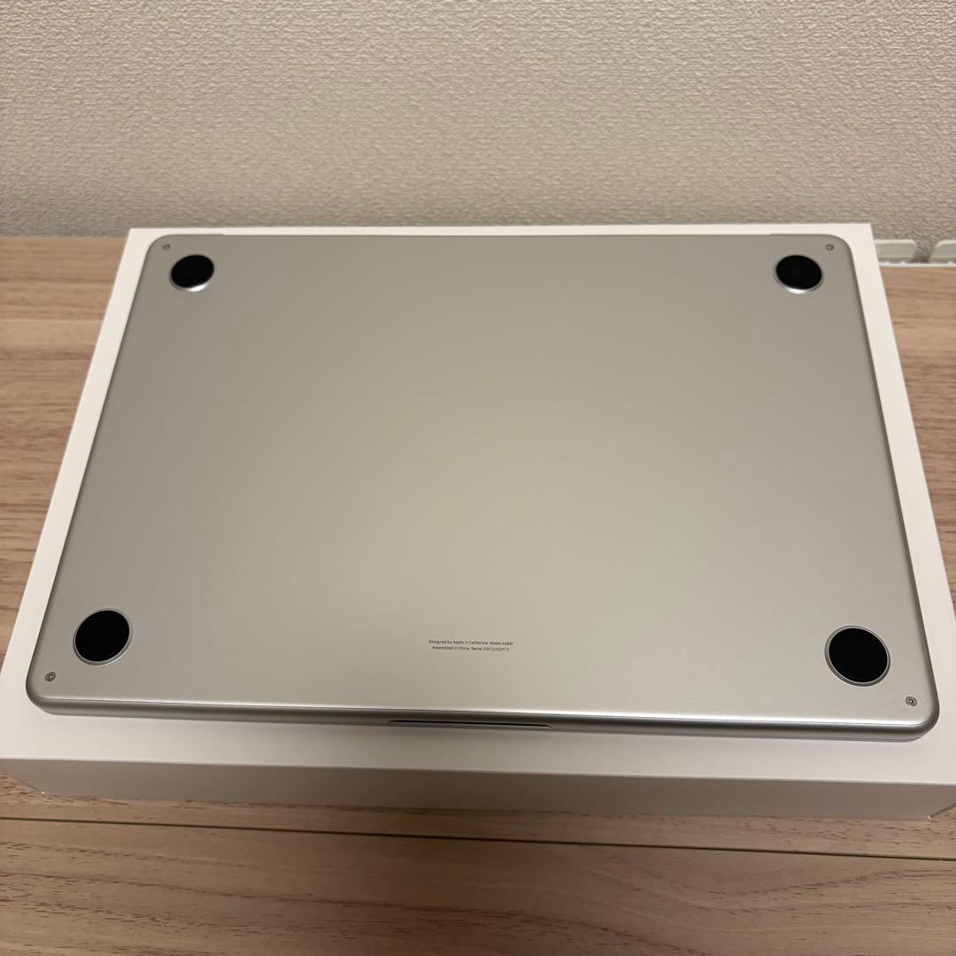 【超美品】MacBook Air M2 シルバー 16GB 512GB