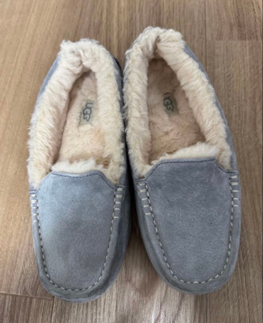 UGG グレー モカシン　24cm