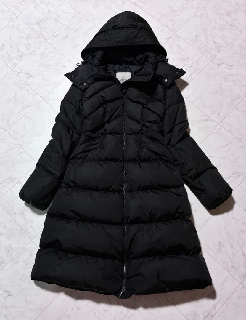 本日限定値下げ　モンクレール♡AGOT ダウンコート