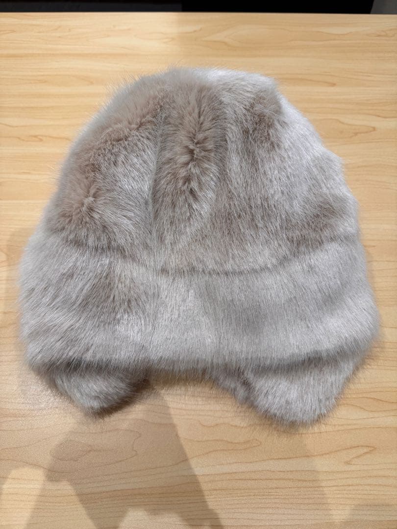 hisa　新品未使用品 MAX&Co. レディス ファーキャップ ベージュ