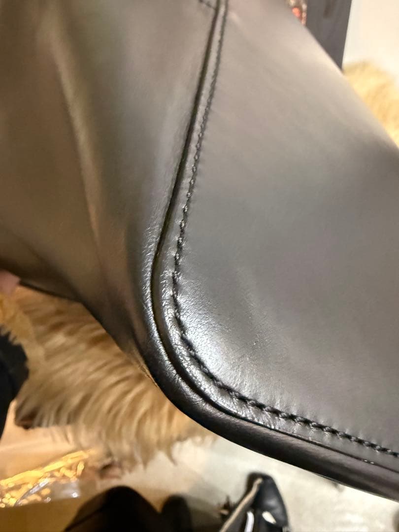 LEATHER SHOULDER BAG MADE BY AETA オーラリー