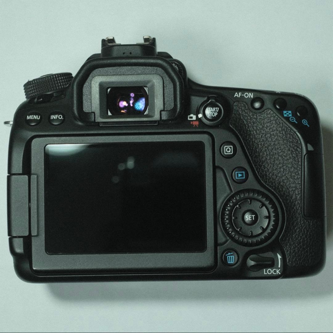 Canon EOS 80D STM 50mm/f1.8 18-135mm セット