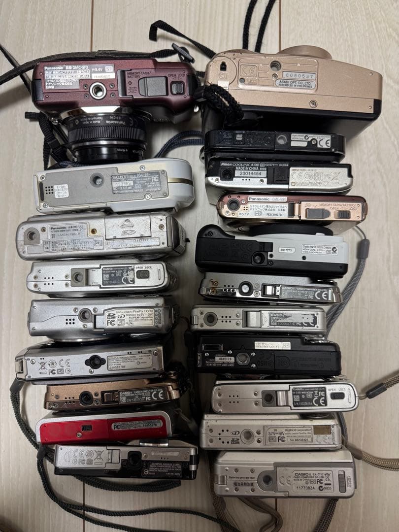 デジタルカメラ　20点セット　(未確認) (ジャンク品)