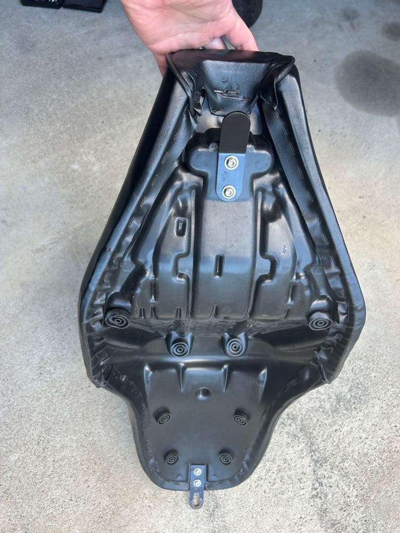 レブル250 バイクロングシート 黒 ダイヤモンドキルティング