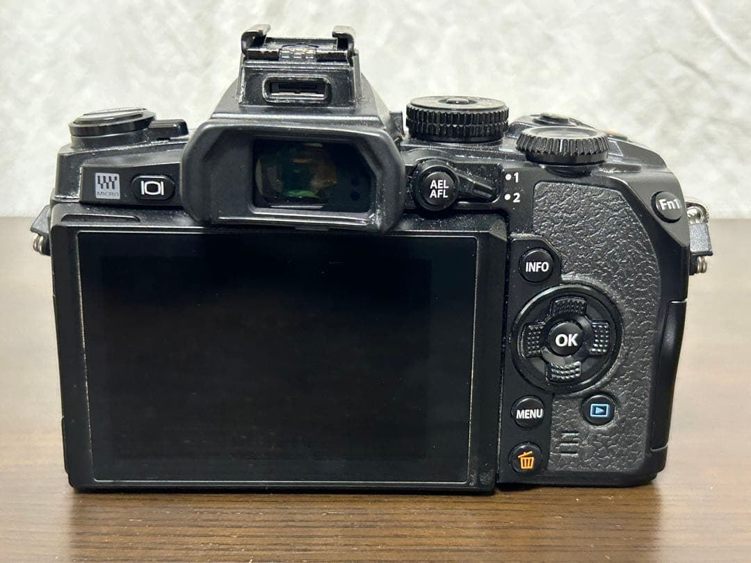 デジタルカメラ OLYMPUS OM-D E-M1 116