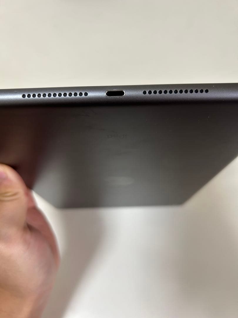 Apple iPad 第8世代スペースグレー 本体