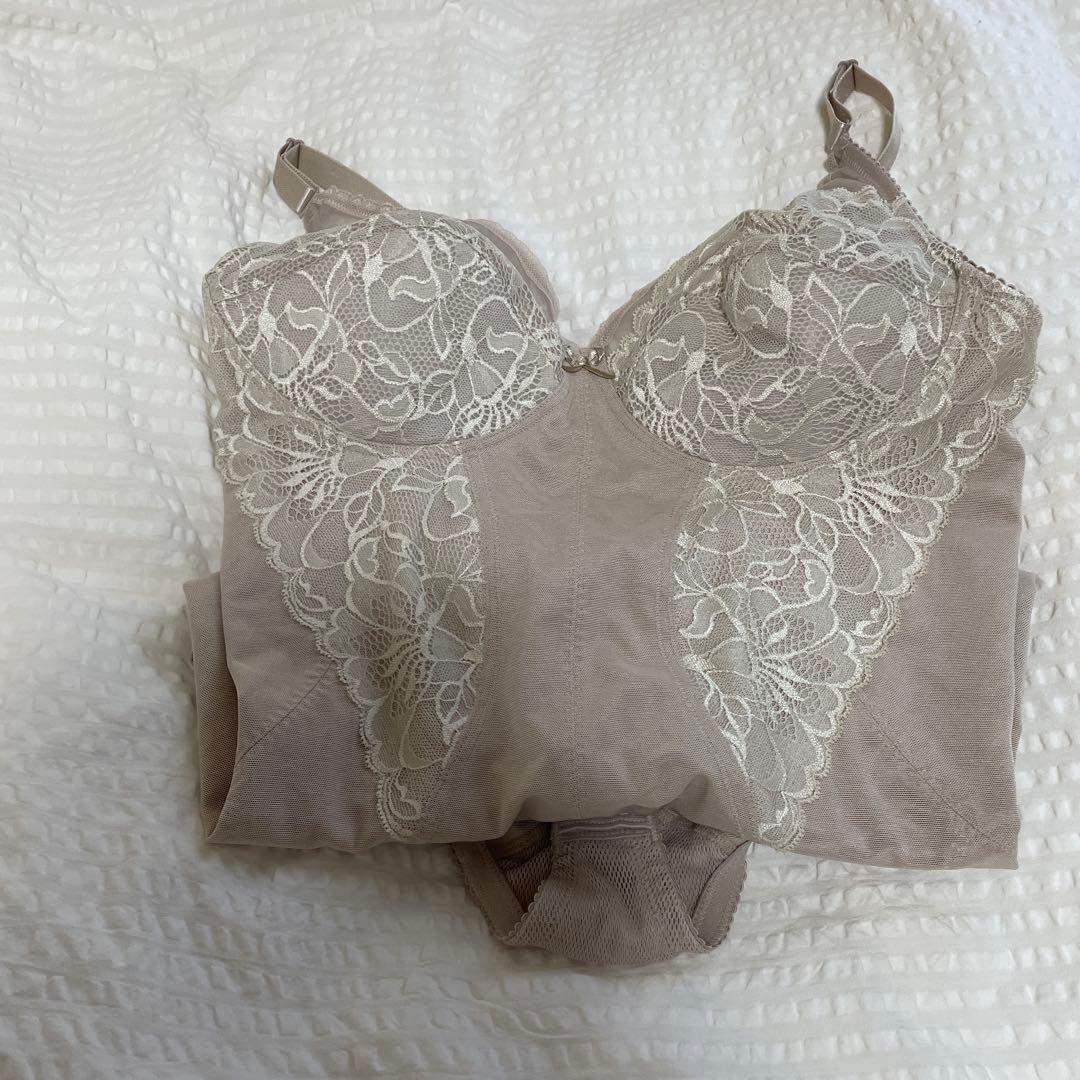 値下げ❗️ダイアナ⭐︎補正下着ボディースーツ&ハイウエストガードル