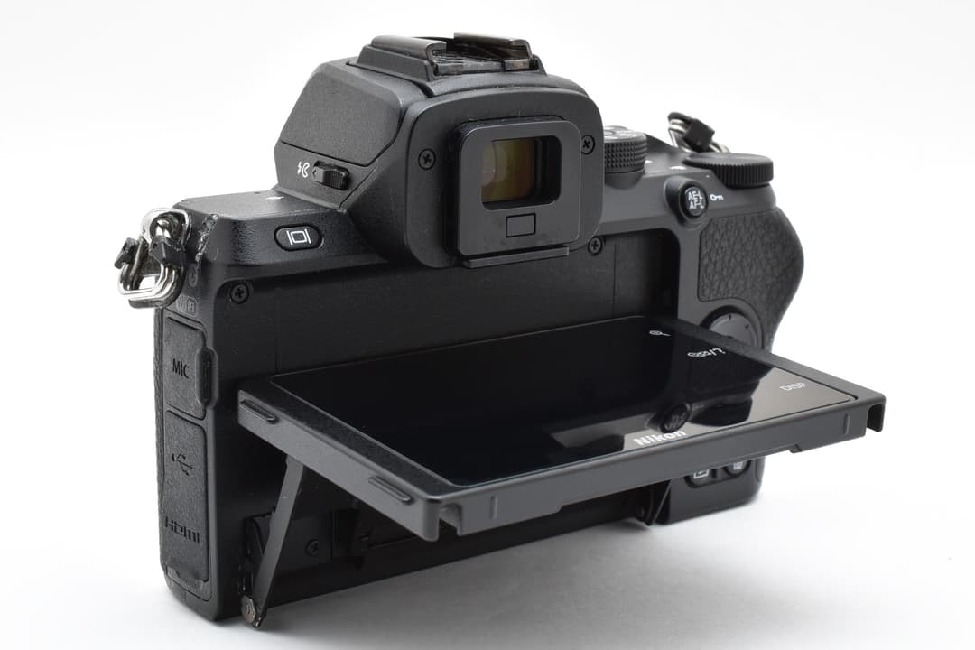 ■美品■ ニコン Z50 ミラーレス一眼 #C704