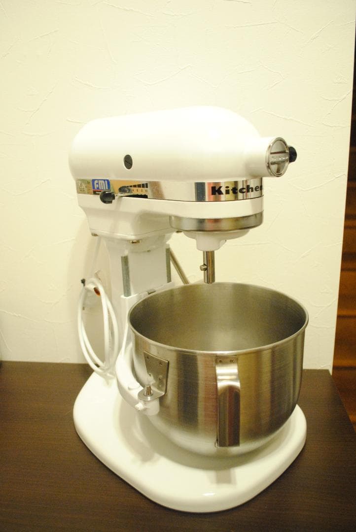 キッチンエイドスタンドミキサ Kitchenaid　KSM5 白　FMI製