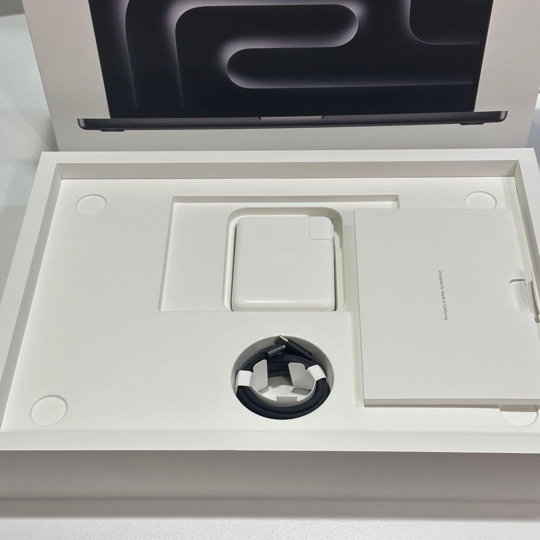 MacBook本体 128GB 8TB M3 Max 16inch MacBook pro