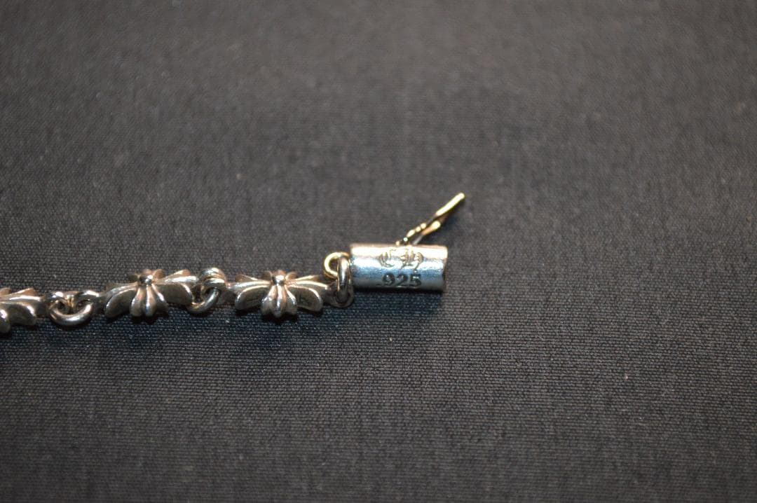【美品】クロムハーツ 　シルバーブレスレット TINY E CH PLUS