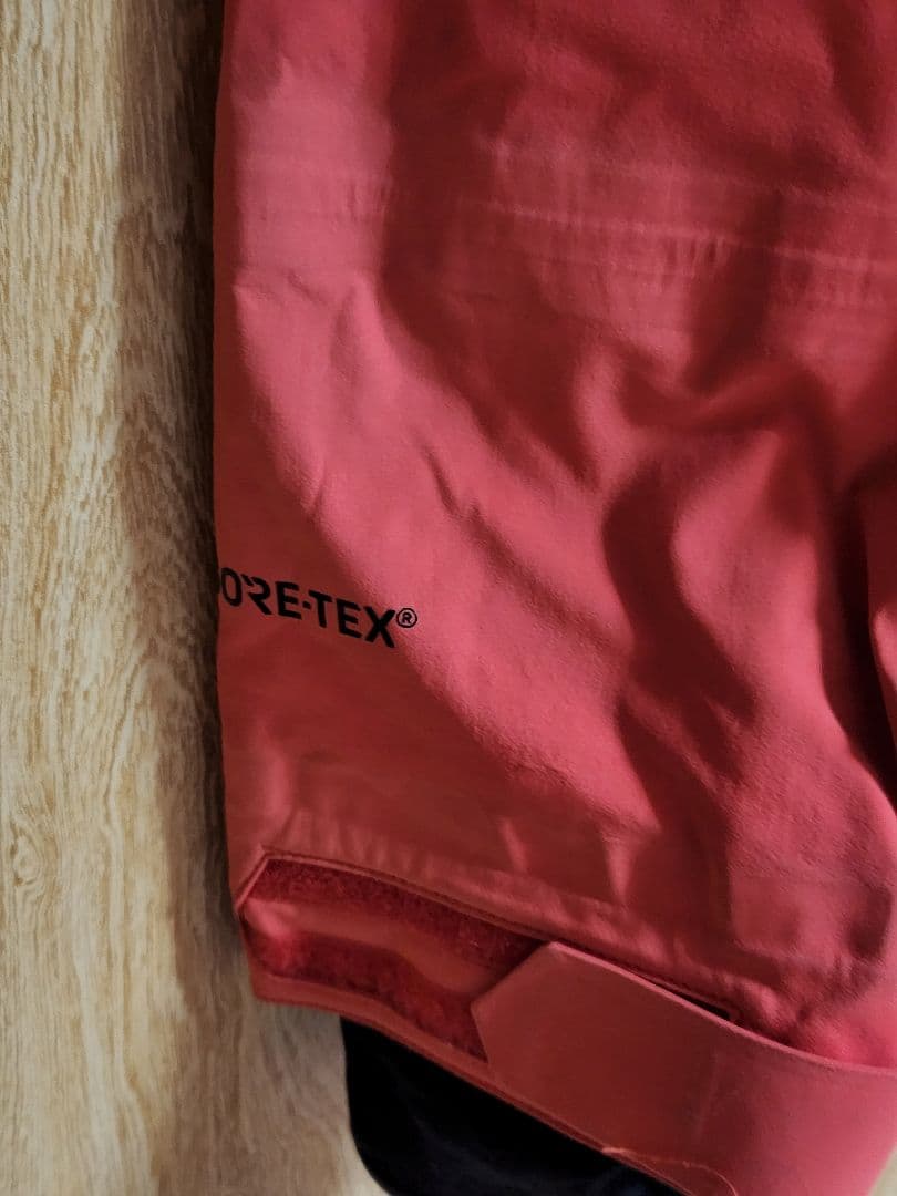 VOLCOM　ガイドジャケット　&　ゴアテックス　パンツ　上下セット　格安