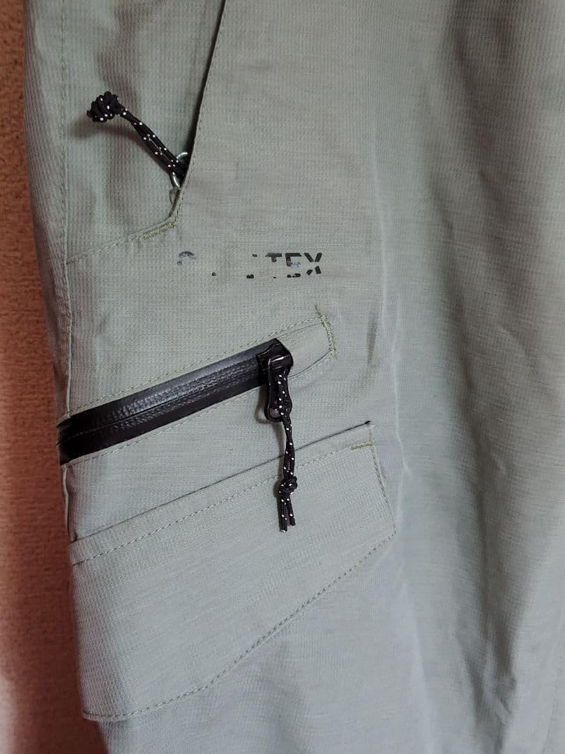 VOLCOM　ガイドジャケット　&　ゴアテックス　パンツ　上下セット　格安