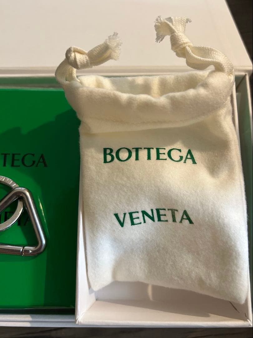 ♪*♪様 BOTTEGA VENETA ボッテガヴェネタ　キーリング　トライアン