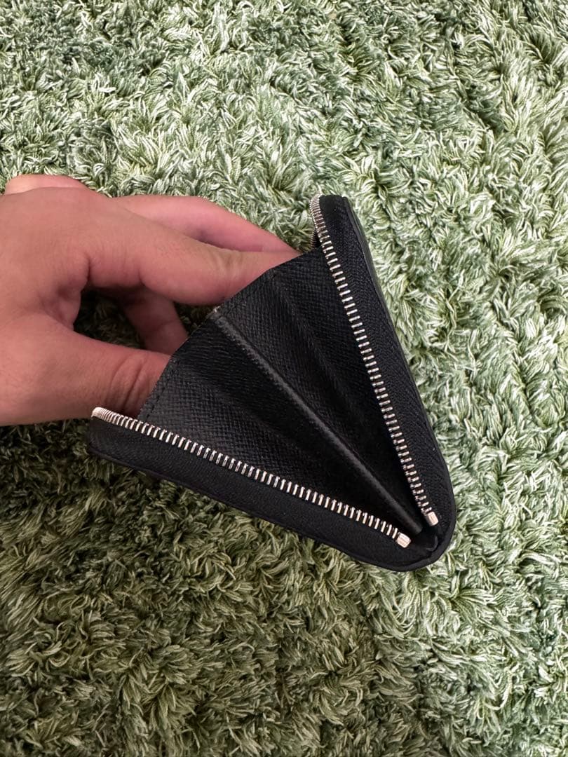 LOUIS VUITTON ルイヴィトン エピ ジッピー パース