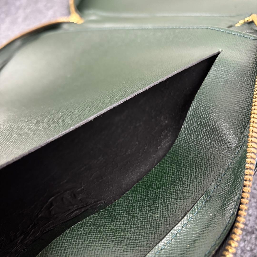 ルイヴィトン タイガ バルディック グリーン ビジネスバッグ